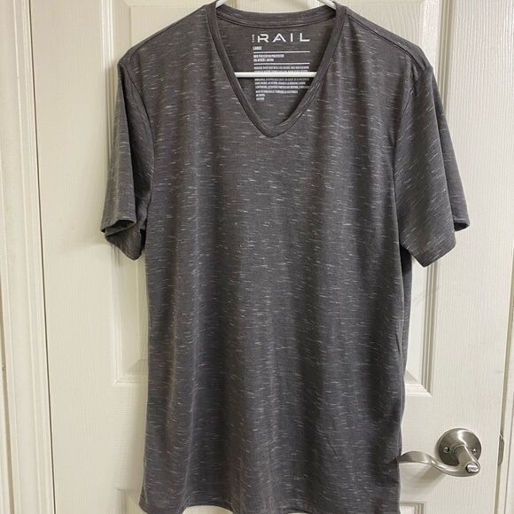 NWOT Men's The Rails T-Shirt, Slub Cotton, Taupe, Lightweight V-neck - Picture 6 of 6